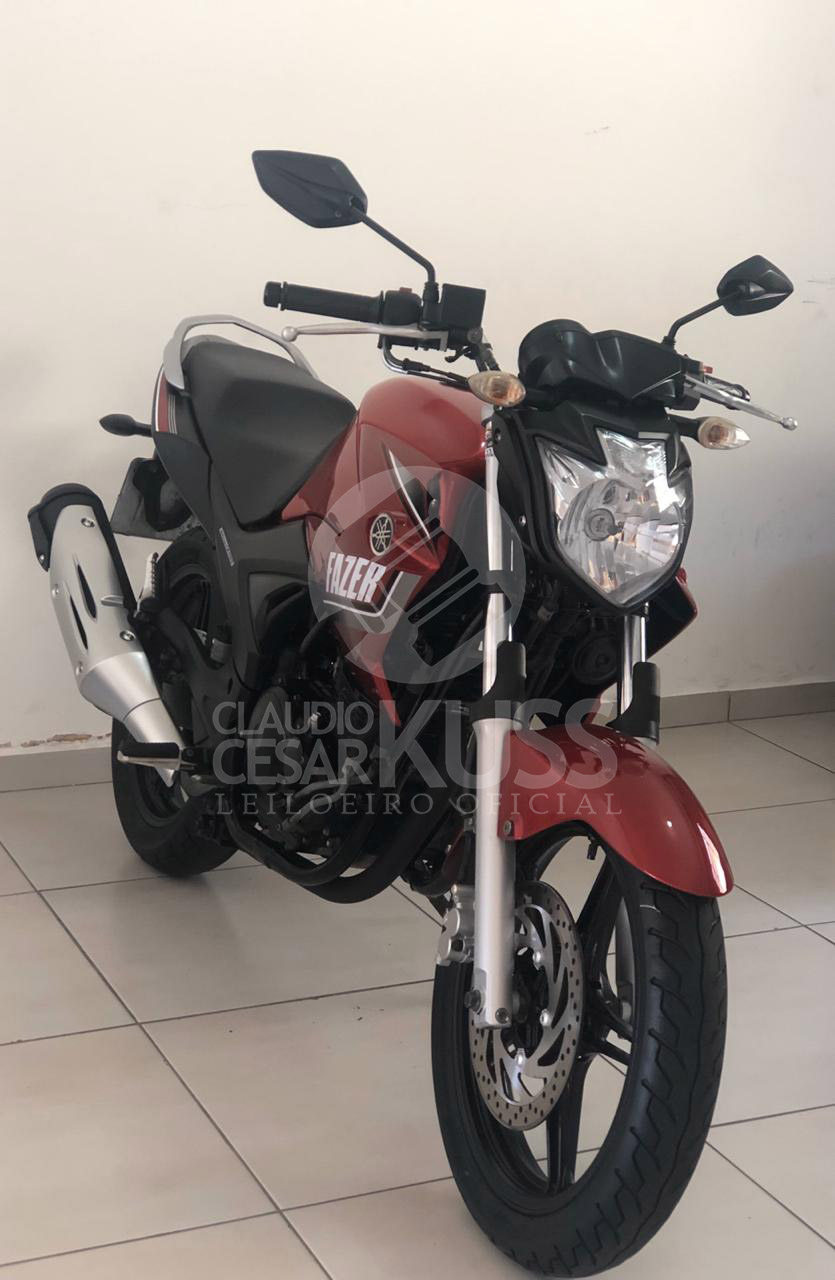 LOTE 002 - Yamaha Ys 250 Fazerfazer L. Editionblueflex 2015