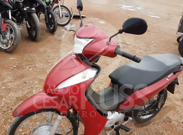 Lote 010 - HONDA BIZ 125 ES MIX 2014