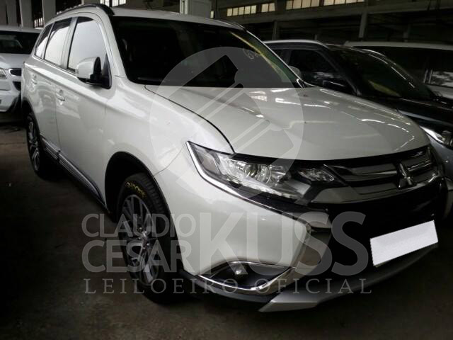 LOTE 012 - Mitsubishi Outlander 2.0 16V CVT 2017