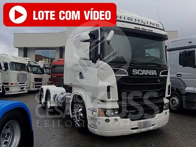 LOTE 010 - Scania R-480 A 6X4 Highline 2p 2013